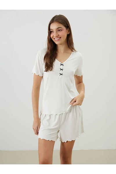 LC Waikiki Lcw Dream Ecru V-Neck Women's Shorts Pajama Set