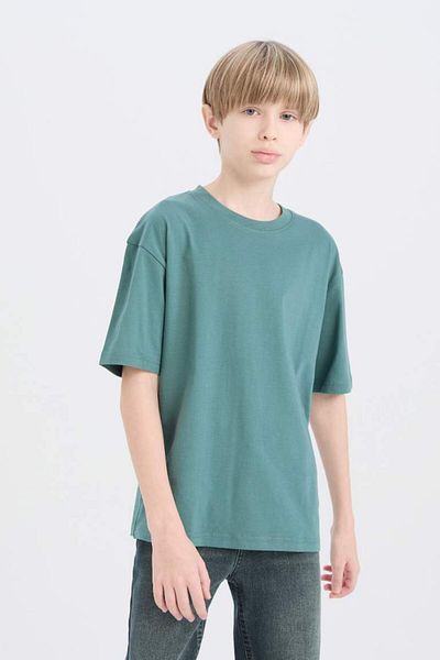 DeFacto Boy's Oversize Wide Fit Crew Neck Basic Plain Short Sleeve T-Shirt