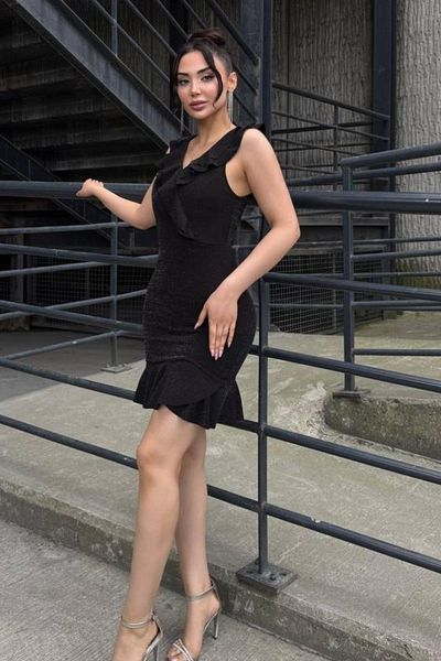 Mossta Thick Strap Collar and Ruffled Skirt Dress - Black
