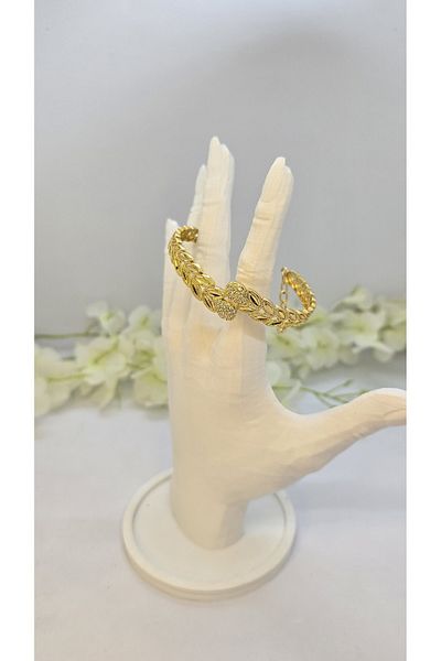 michelle takı zerafetin yeni adresi Zircon Stone Spike Model Handcuff Bracelet