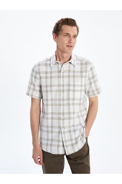 LC Waikiki Ανδρικό πουκάμισο LCWAIKIKI Classic Regular Fit με τσέπες