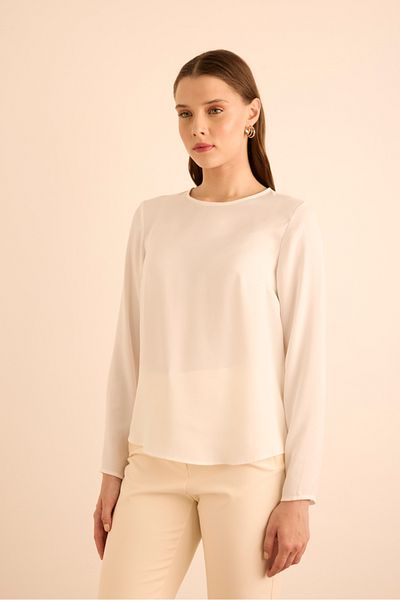 Aker Round Neck Basic Woven Blouse