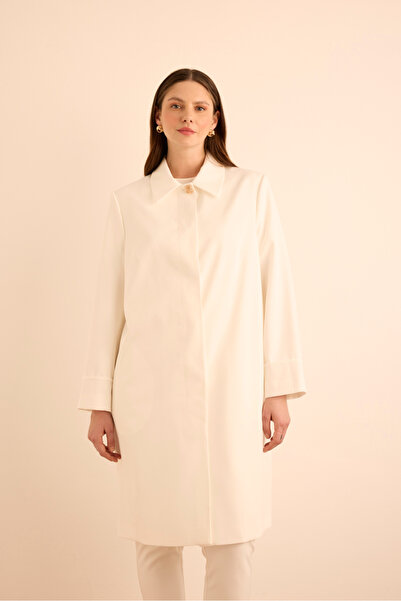 Aker Yakası Taşlı Düğmeli Kap