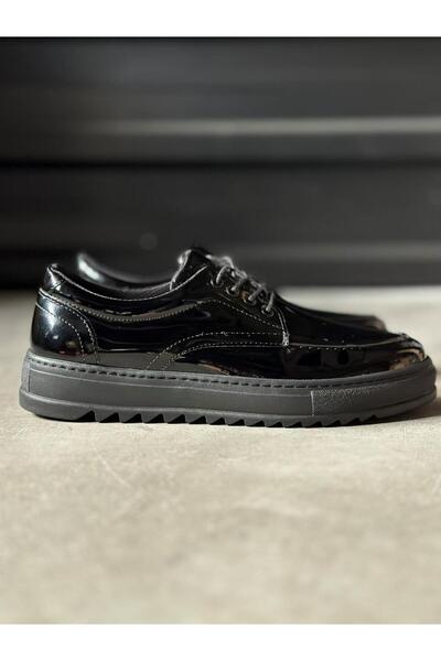 Knack Casual παπούτσια T12 Μαύρο λουστρίνι (Μαύρη σόλα)