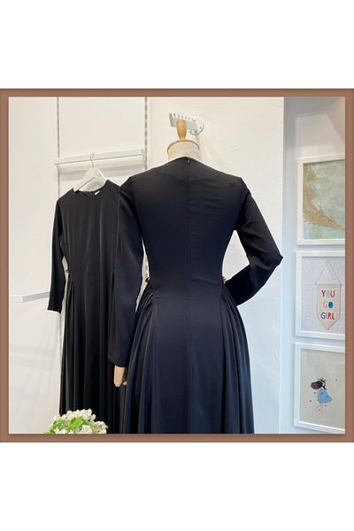 Faya Boutique Μαύρο φόρεμα Hira με λεπτομέρεια στη μέση