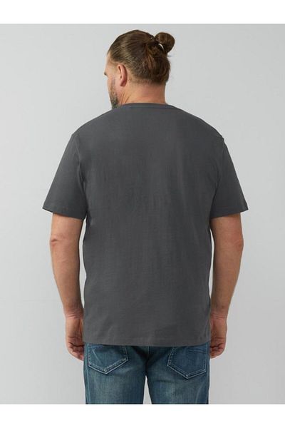 s.Oliver Big Sizes Men's Big Size V-neck T-shirt, Regular Fit