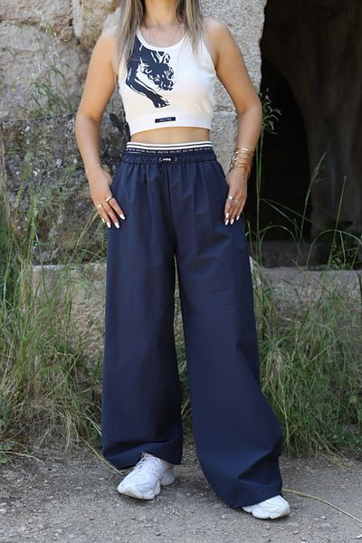 bytugcekaya Navy blue parachute pants tiger printed blouse set