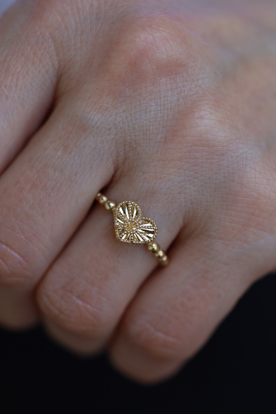 Yenigün Kuyumculuk 14 Ayar Altın Top Dizili Işıltılı Kalpli Yüzük