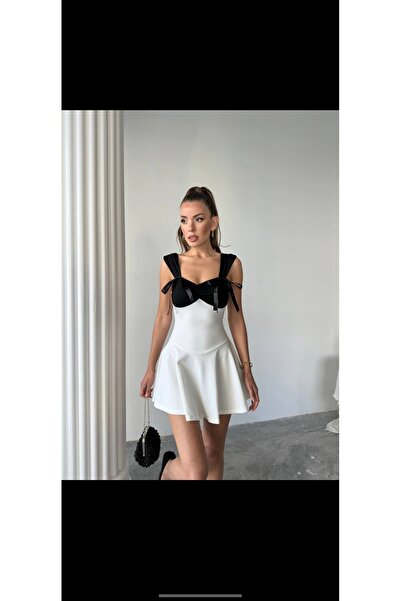 Miran ثوب التخرج