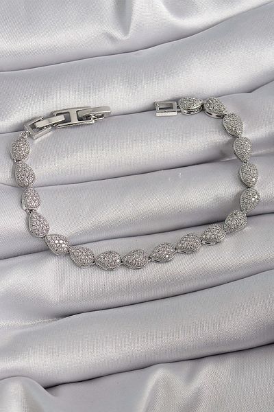 Avantaj Kapıda ®   Brass Silver Color Zircon Stone Drop Model Vip Series Women's Bracelet