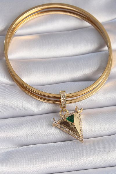 Avantaj Kapıda ®   Brass Gold Color Zircon Stone 3D Triangle Model Ajda Charm