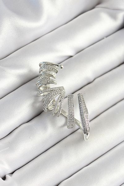 Skygo Silver Color Women's Right Cartilage Earring with Spiral Figure with Brass Zircon Stone Overlay - Tj-Bkp10626