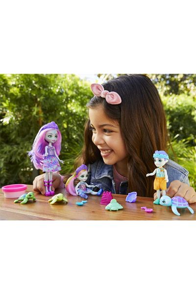 mattel Enchantimals Royal Ocean Kingdom Playset, Tinsley Turtle and Turtles