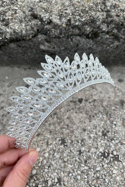 Hobigram Alexa Silver Bridal Henna Tiara Special Occasion Accessory Women's Crown Hair Accessory – Crown, Crystal Stone