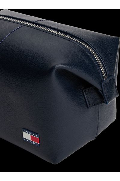 Tommy Hilfiger Men Dark Night Navy Heritage Leather Washbag