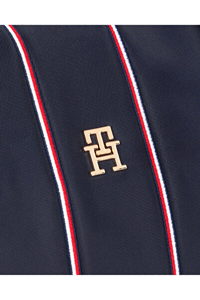 Tommy Hilfiger حقيبة تومي هيلفيغر النسائية من سبيس بلو كورب بوبيت