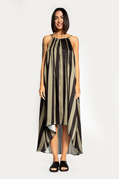 Antonia M Rochie asimetrica