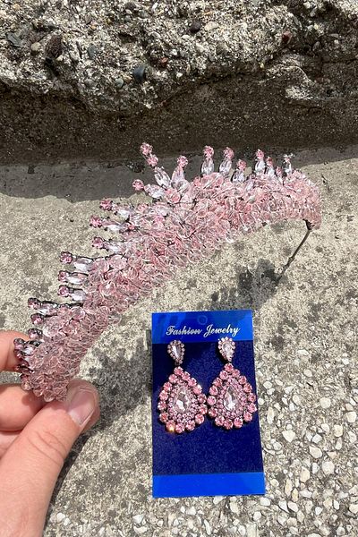 Hobigram Alyce Pink Bridal Henna Crown Special Occasion Accessory Women's Crown and Drop Shuttle Earring Set