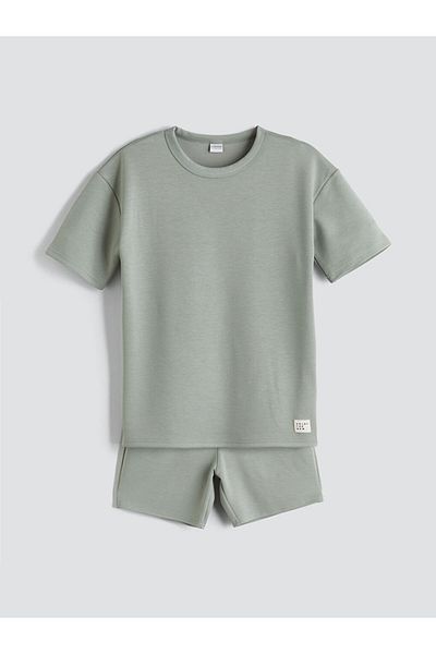 LC Waikiki Crew Neck Boys T-Shirt and Shorts