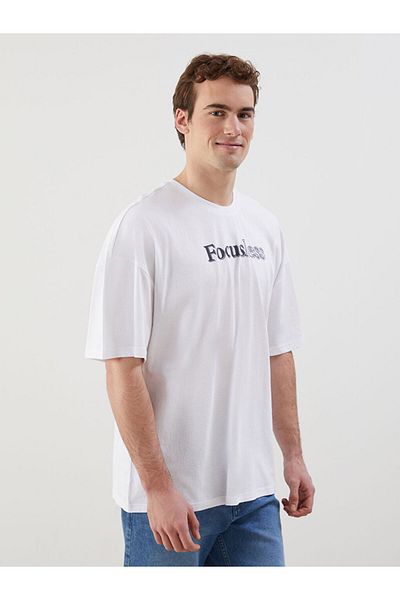LC Waikiki New Season Crew Neck Κοντό μανίκι εμπριμέ χτενισμένο βαμβακερό ανδρικό Tisort - S5II89Z8