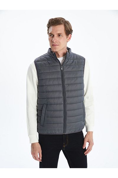 LC Waikiki Standard Mold Stand Collar Men's Puffer Vest