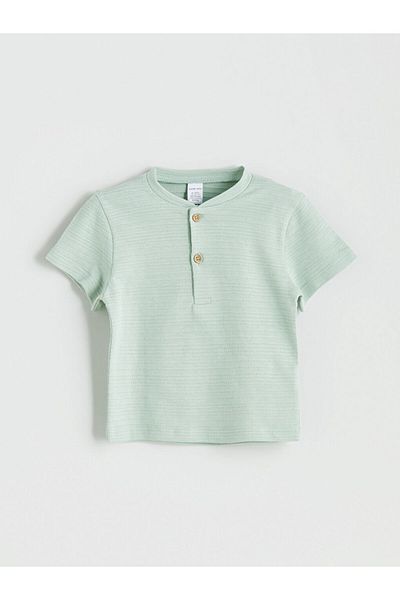 LC Waikiki Basic Baby Boy T-Shirt and Shorts 2-Pack