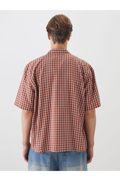 LC Waikiki Rahat Kalıp Kısa Kollu Erkek Gömlek