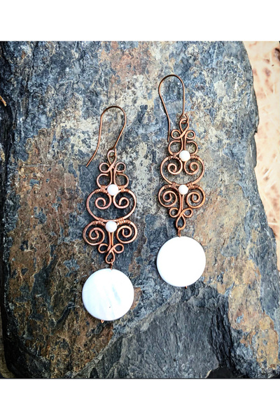 MODA أقراط ملفوفة من الأسلاك النحاسية المصنوعة يدويًا من الحجر الطبيعي