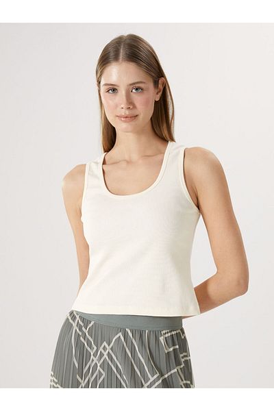 LC Waikiki Venus U Neck Undershirt