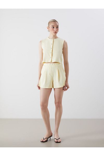LC Waikiki New Season Elastic Waist Crepe Women's Pleated Shorts - S5Gm18Z8