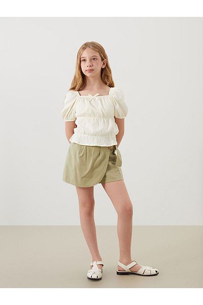 LC Waikiki Ecru Square Collar Girl's T-Shirt