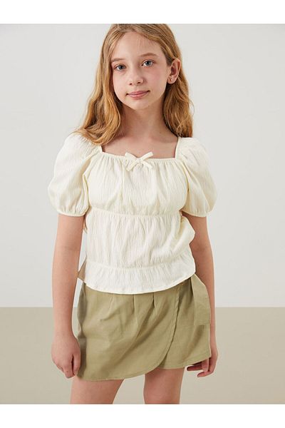 LC Waikiki Ecru Square Collar Girl's T-Shirt