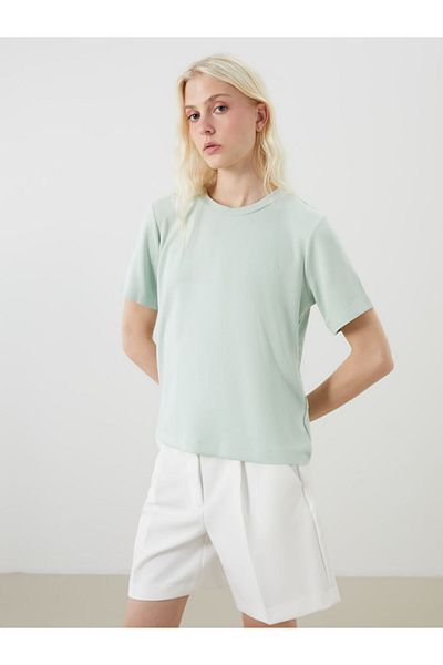 LC Waikiki Pastel Green Crew Neck Embroidered Women's T-Shirt