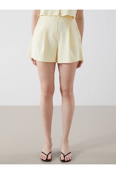 LC Waikiki New Season Elastic Waist Crepe Women's Pleated Shorts - S5Gm18Z8