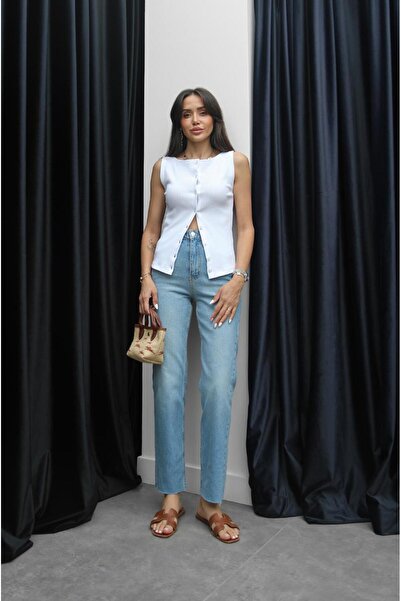 Havoş White Buttoned Knitted Vest