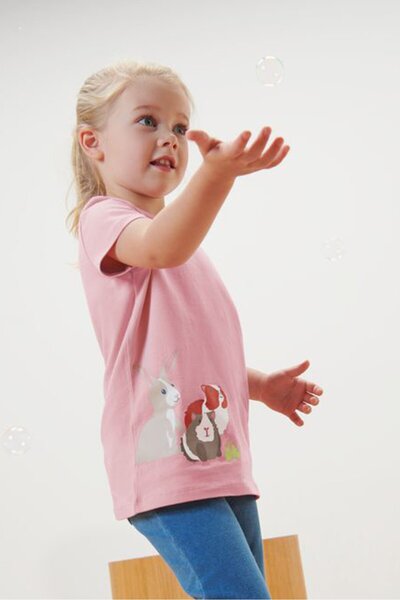 Tchibo طقم تيشيرت مخطط و سادة للبنات الصغار، قطعتين، وردي/أصفر