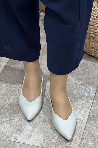 Majensia Pointed Front V Model Genuine Leather Ballerinas