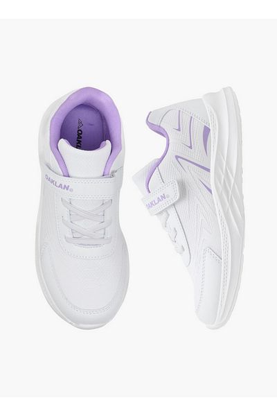 Oaklan by Shoexpress Girls Panelled Sports Shoes with Hook and Loop Closure