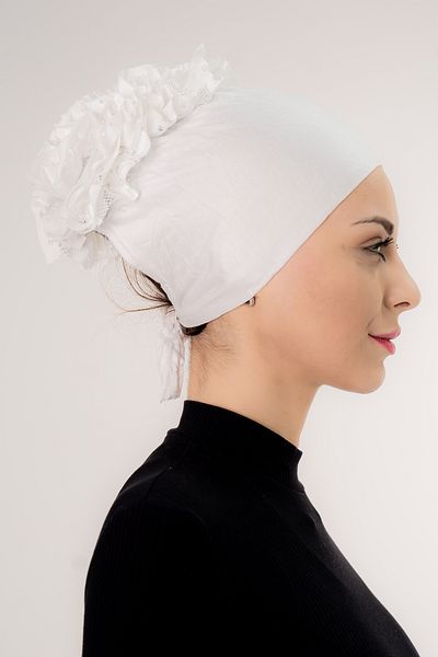 Şalcenneti.com Ruffled Front Seamless White Color Bonnet