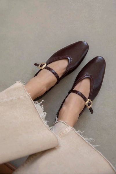 Sivarro Γυναικείες μπαλαρίνες από δερμάτινο κραδασμένο ματ χρώμα μπορντό της ...