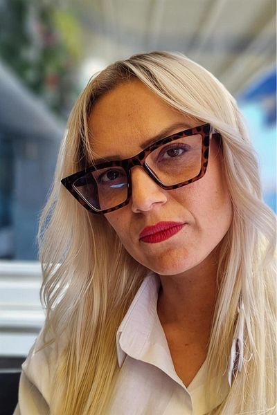 Uniquetrenders Women's Felicia Blue Light Protection Relaxing Cat Eye Model Display Glasses