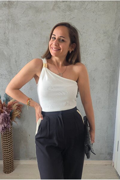 Butik Tek Askılı Bluz