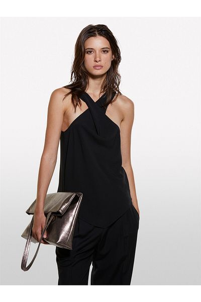 Sisley Women's Black T-Shirt with Twist Detail on the Front Slim Fit Top - 324A5Lthlh019
