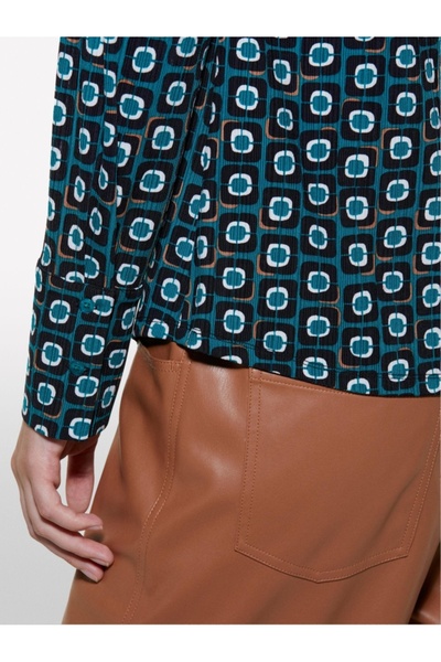 Sisley Kdn_Tamamı مطبوع قميص نسائي ضيق بأكمام طويلة قميص مختلط باللون الأخضر الداكن - 324A52D3LQ07H