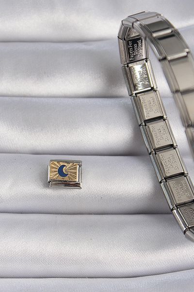 Skygo 316L Steel Silver Color Gold Crescent Embroidered Nomination Charm - Tj-Bc1017