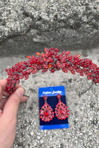 Hobigram Camilo Red Bridal Henna Crown Special Occasion Accessory Women's Crown and Drop Shuttle Earrings Set