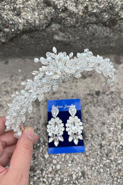 Hobigram Camilo Silver Bridal Henna Crown Special Occasion Accessory Women's Crown and Three Shuttle Earrings Set