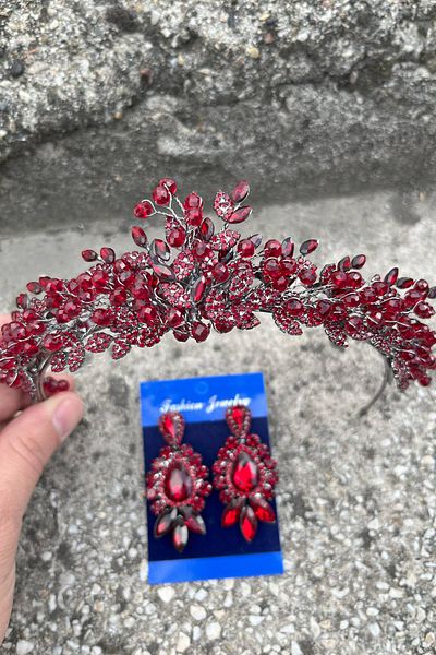 Hobigram Camilo Burgundy Bridal Henna Crown Special Occasion Accessory Women's Crown and Three Shuttle Earrings Set