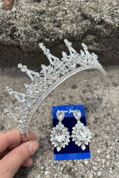 Hobigram Catalina Silver Bridal Henna Crown Special Day Accessory Women's Crown and Wide Shuttle Earrings Set