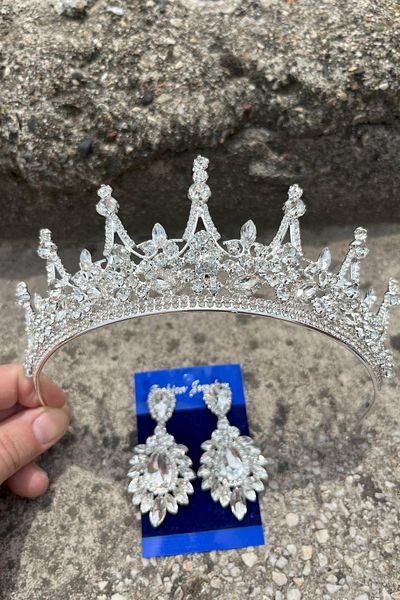 Hobigram Catalina Silver Bridal Henna Crown Special Day Accessory Women's Crown and Wide Shuttle Earrings Set